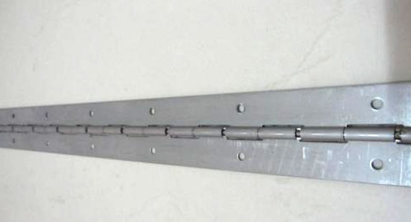 不銹鋼長合頁的優(yōu)點